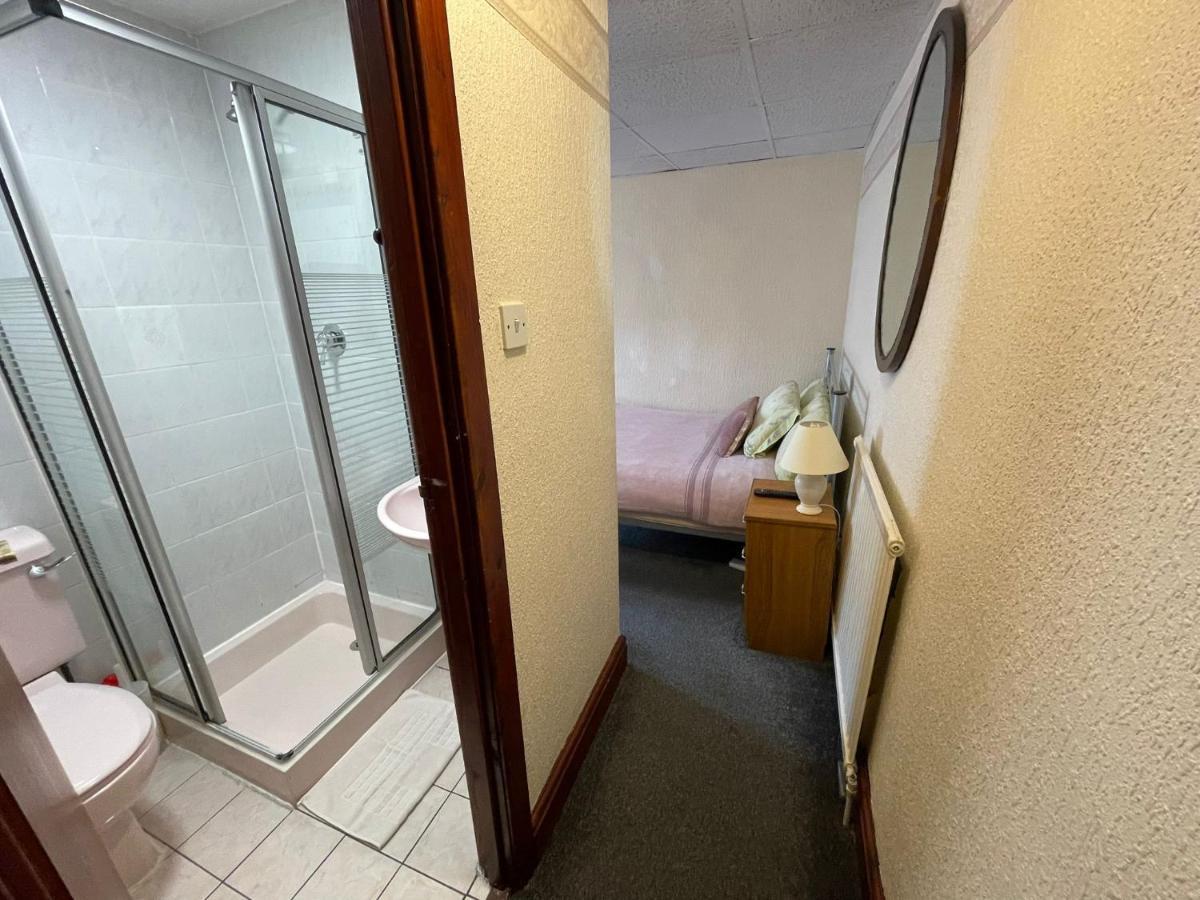 Galaxy Hotel 黑潭 外观 照片